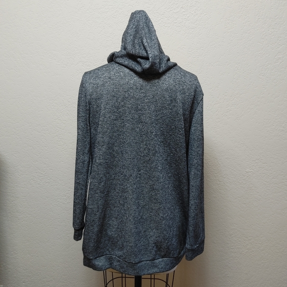 Fashionnova Cut out sweater - Picture 5 of 8